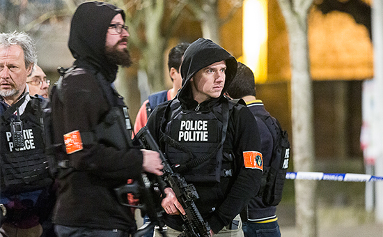 Полицейские Брюсселя во время рейда 15 марта



