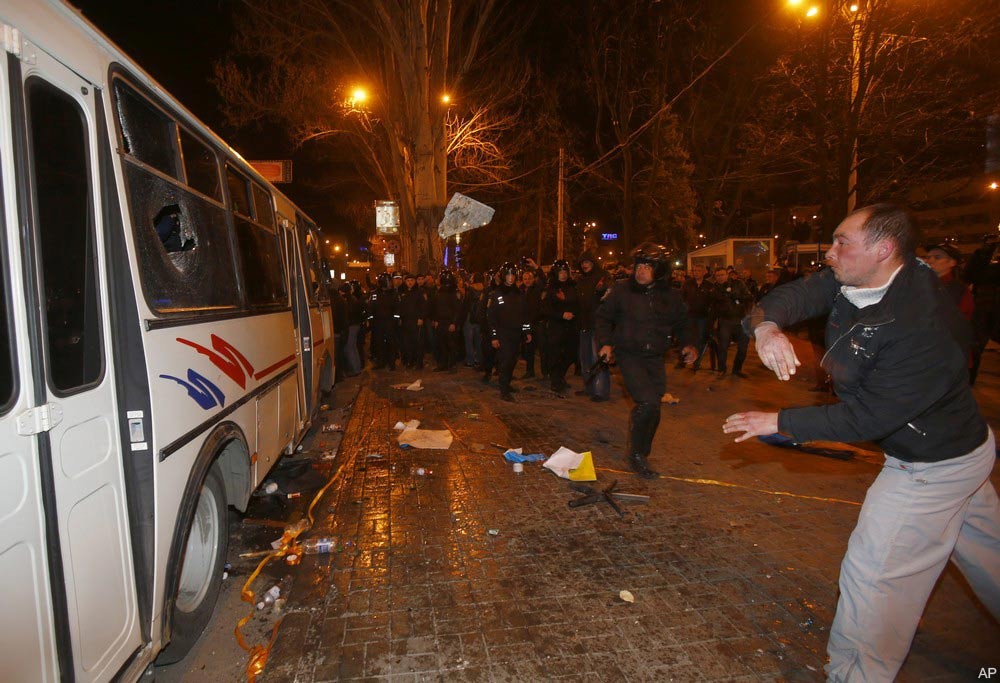 Митинги в Донецке переросли в бойню