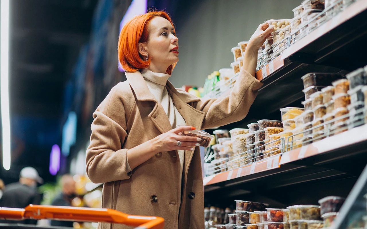 Ассортимент влияет на средний чек, определяя доступность и привлекательность товаров разной ценовой категории для покупателей