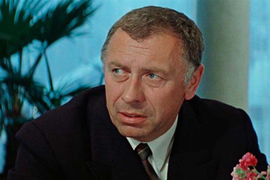 Анатолий Папанов в фильме &laquo;Белорусский вокзал&raquo;, 1970 год