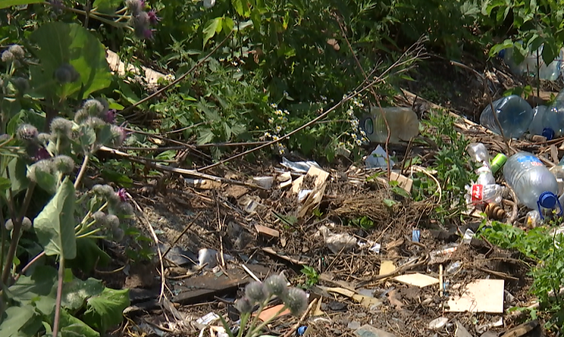 «Липовую гору» в Перми покрыли двенадцатитонным слоем мусора