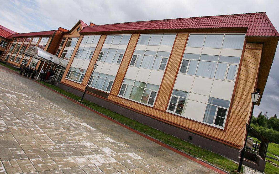 Суд обратил в доход государства основанный Ходорковским лицей