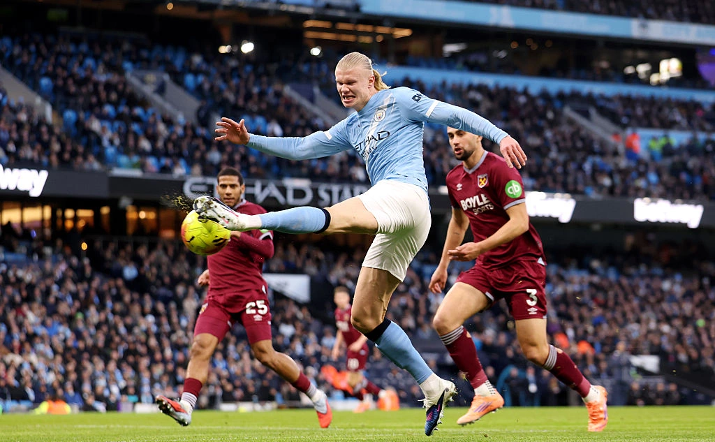 Carl Recine / Getty Images