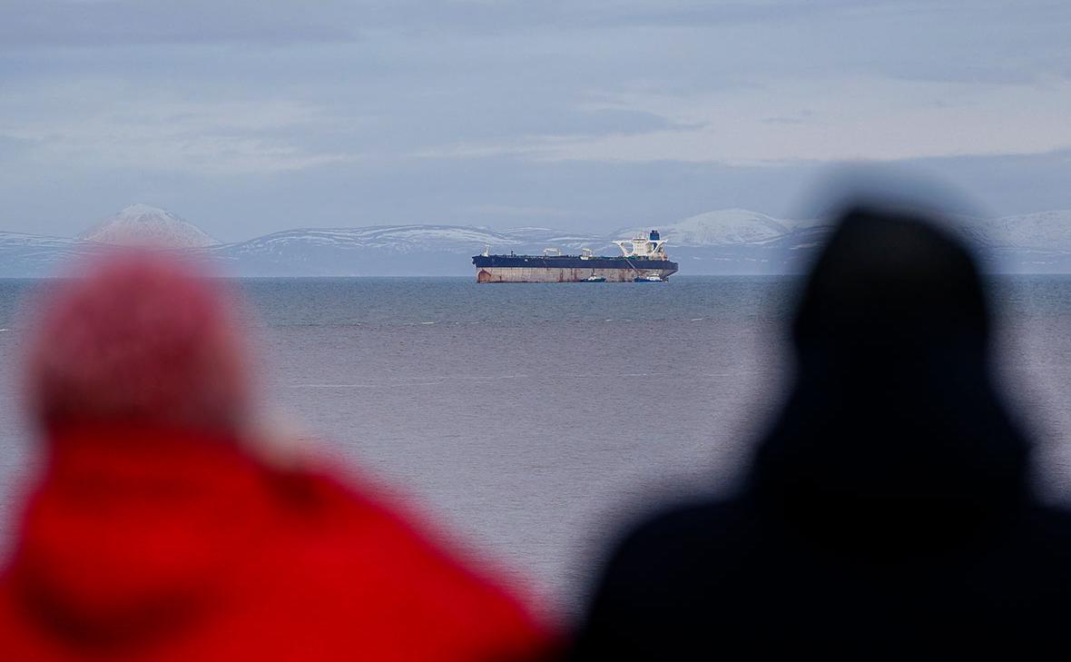 Индия рекордно нарастила закупки нефти и угля из России