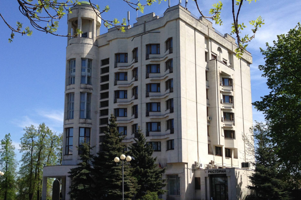 В Нижнем Новгороде продают гостиницу «Октябрьская»