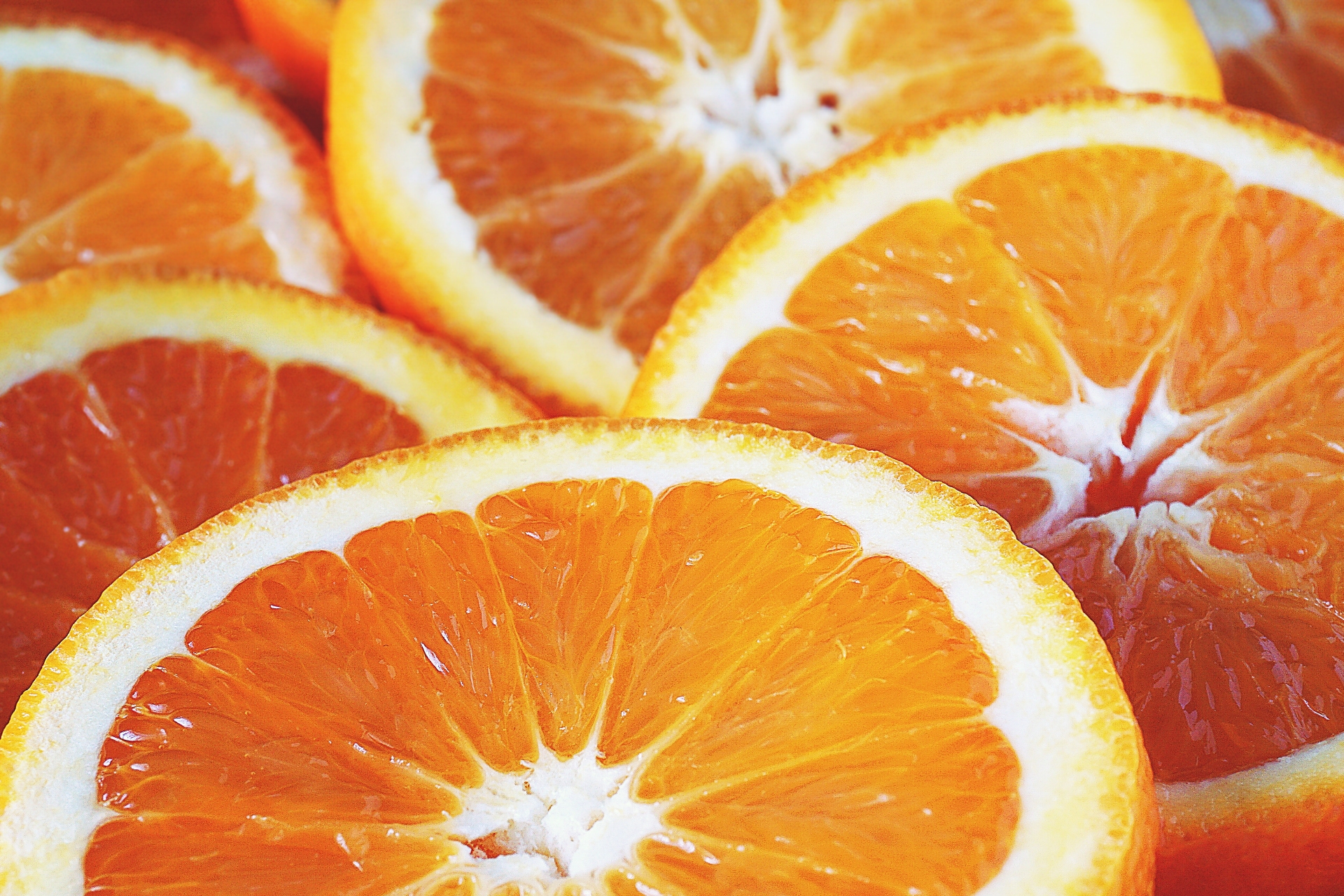 Позитивным эффектом на выработку коллагена отличаются цитрусовые &mdash; лимоны, апельсины, мандарины и грейпфруты