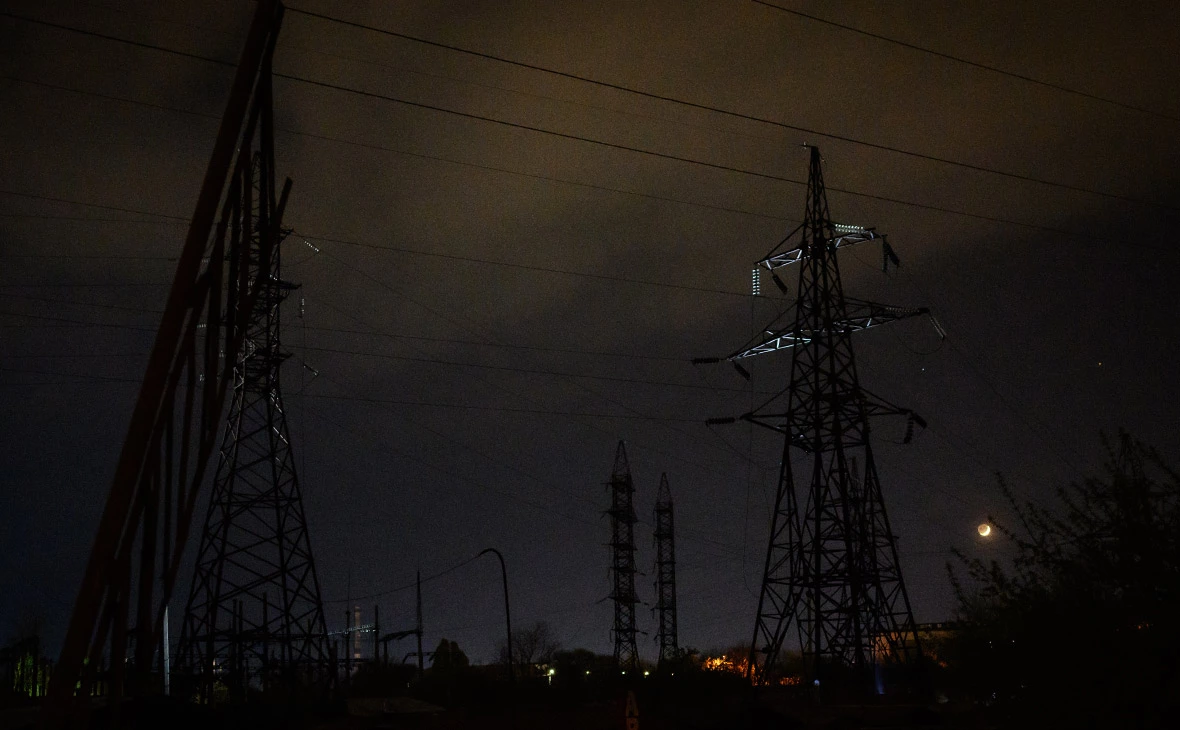 Leon Neal / Getty Images