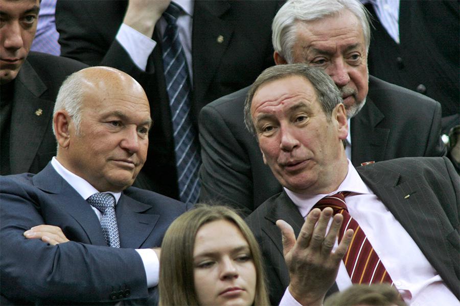 Мэр Москвы Юрий Лужков и Шамиль Тарпищев (справа), 2006 год