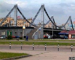 Самоубийцу уговорили спуститься с Крымского моста