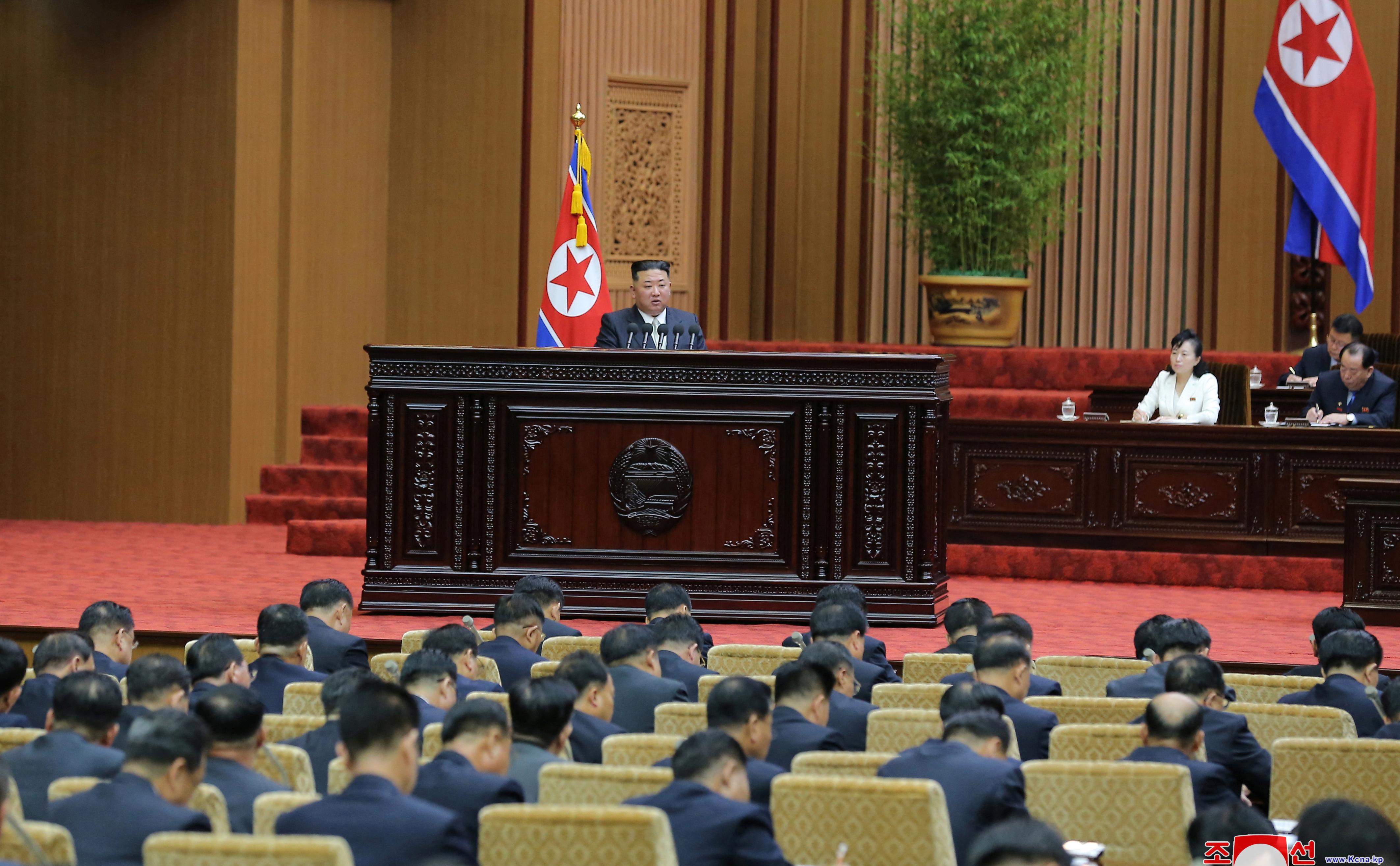 КНДР приняла закон о нанесении ядерного удара в случае «неизбежных» угроз"/>













