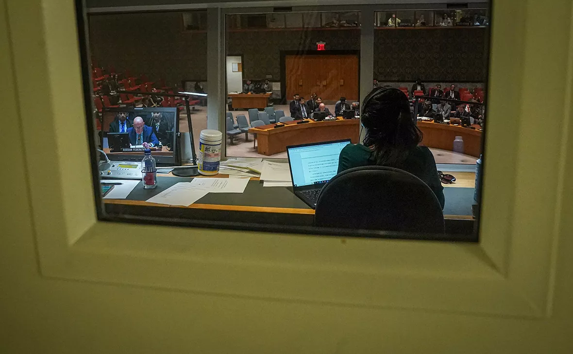 Bebeto Matthews / AP