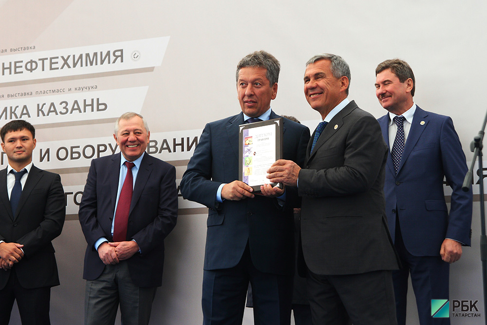 Генеральный директор &laquo;Татнефти&raquo; Наиль Маганов (слева) и президент Татарстана Рустам Минниханов