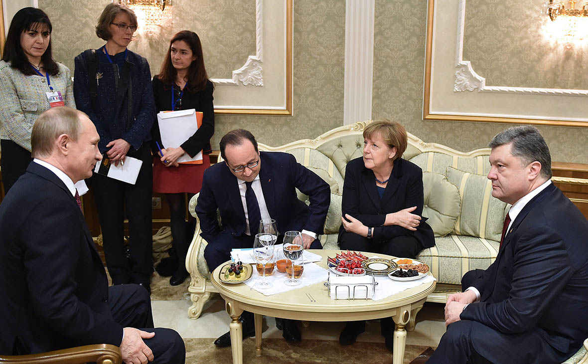 Владимир Путин, Франсуа Олланд, Ангела Меркель и Петр Порошенко
