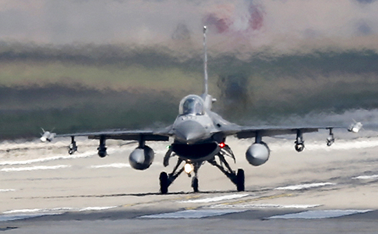 Турецкий&nbsp;самолет F-16, 2015 год




