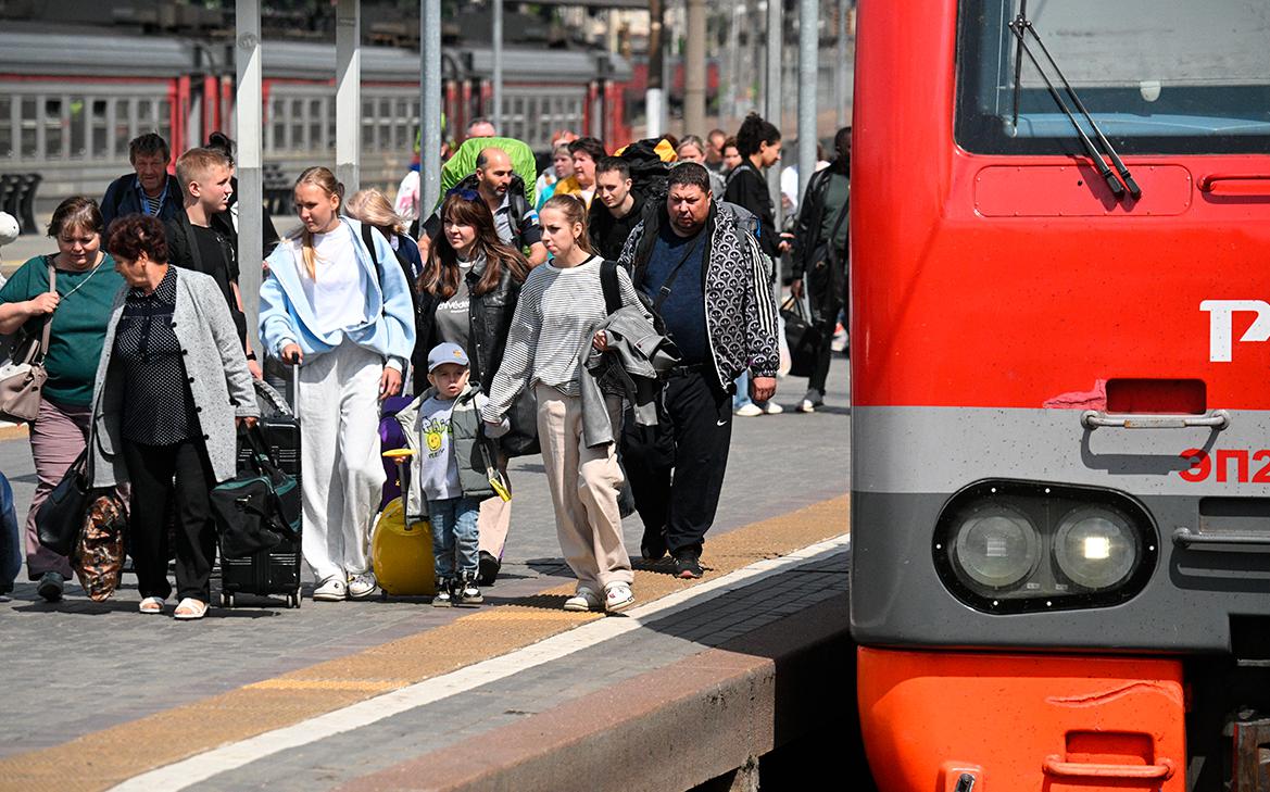 Между Петербургом и Москвой увеличат число вагонов после сбоев самолетов