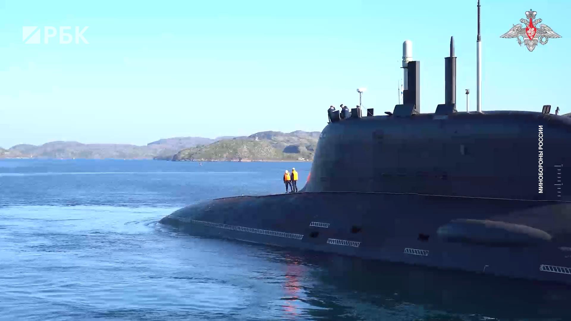 Два российских флота начали военные учения