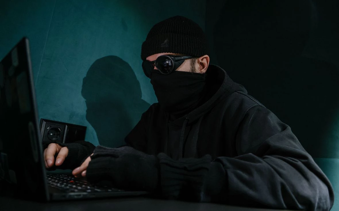 https://s0.rbk.ru/v6_top_pics/media/img/3/99/347608887206993.webp