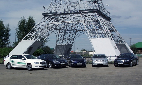 «В Париж бизнес-классом» – cравнительный тест-драйв: Superb, Camry, Mazda6, Insignia, Latitude