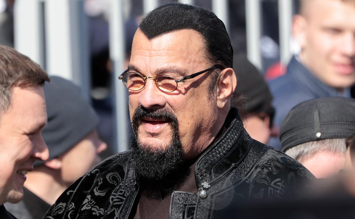 Стивен Сигал