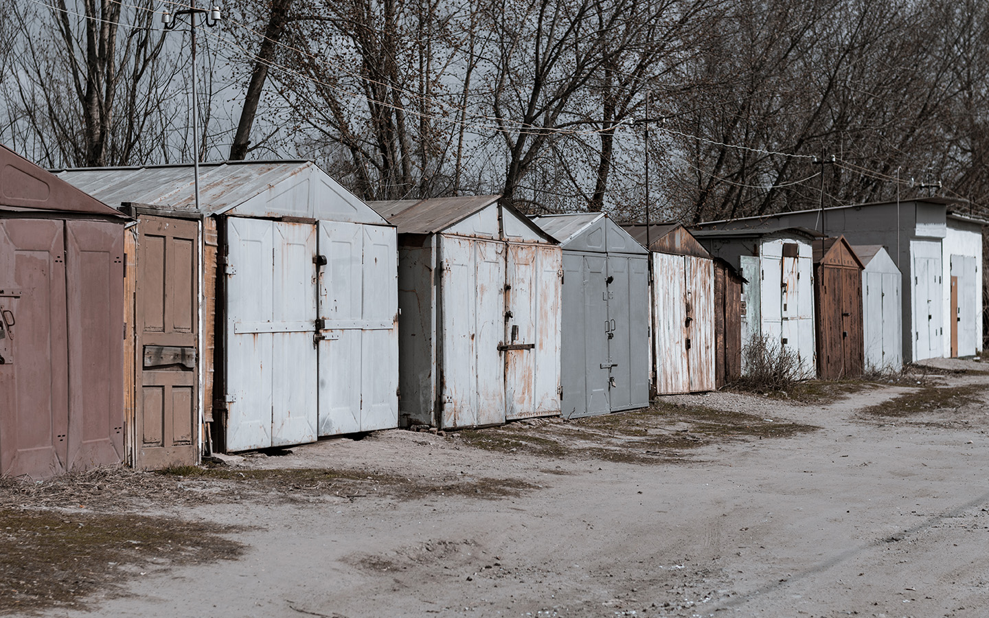 Гараж является объектом недвижимости и может передаваться в аренду на основании письменного договора