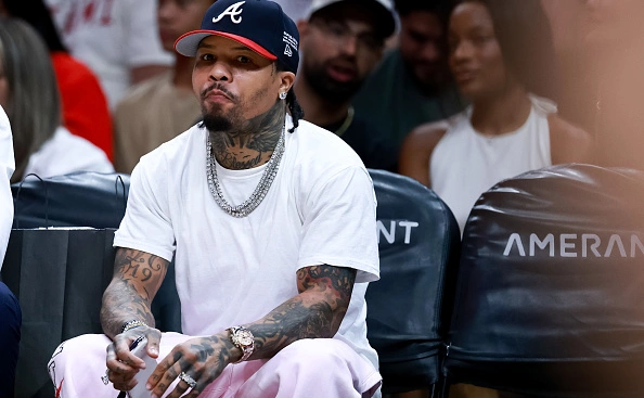 Carmen Mandato / Getty Images