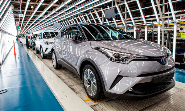 Toyota начала серийное производство кроссовера CH-R