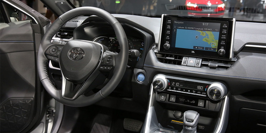 Новый Toyota RAV4 остался без дизельного мотора в Европе