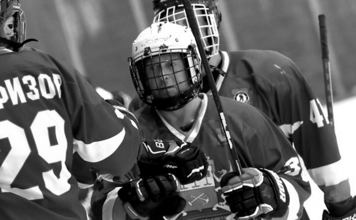 Ночная хоккейная лига