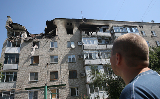 Жилой дом, пострадавший в результате артобстрела поселка&nbsp;Марьинка, 2014 год