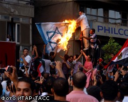 При штурме посольства Израиля в Каире пострадало около 1 тыс. человек