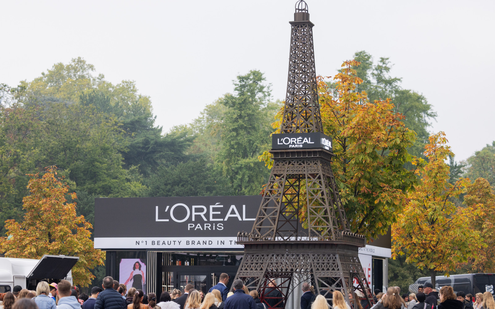 Магазин L&#39;Or&eacute;al Paris в&nbsp;Дюссельдорфе, Германия