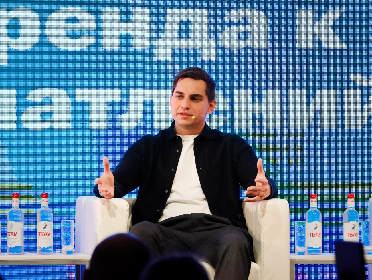 Владимир Ларионов