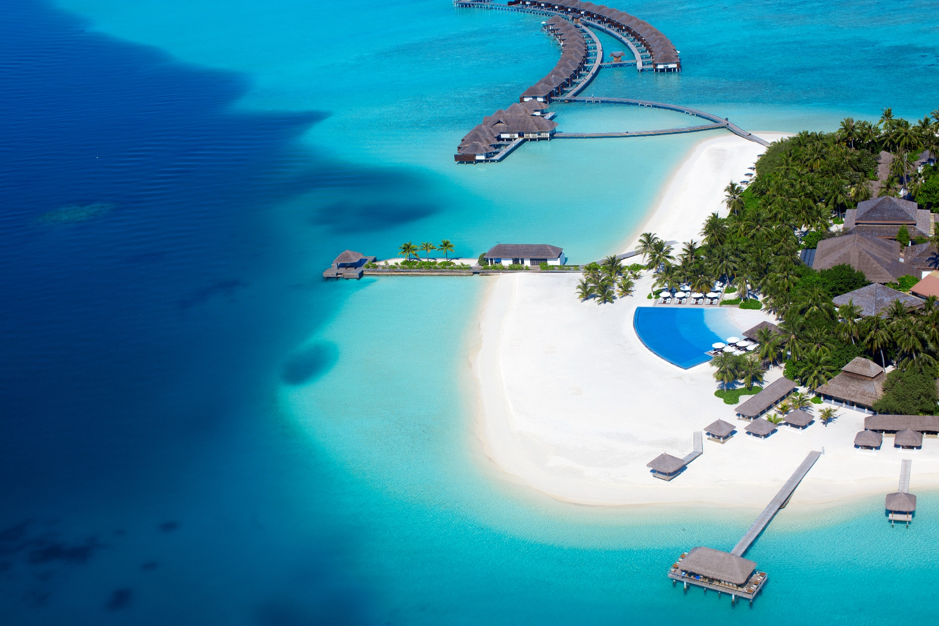 Курорт Velassaru Maldives