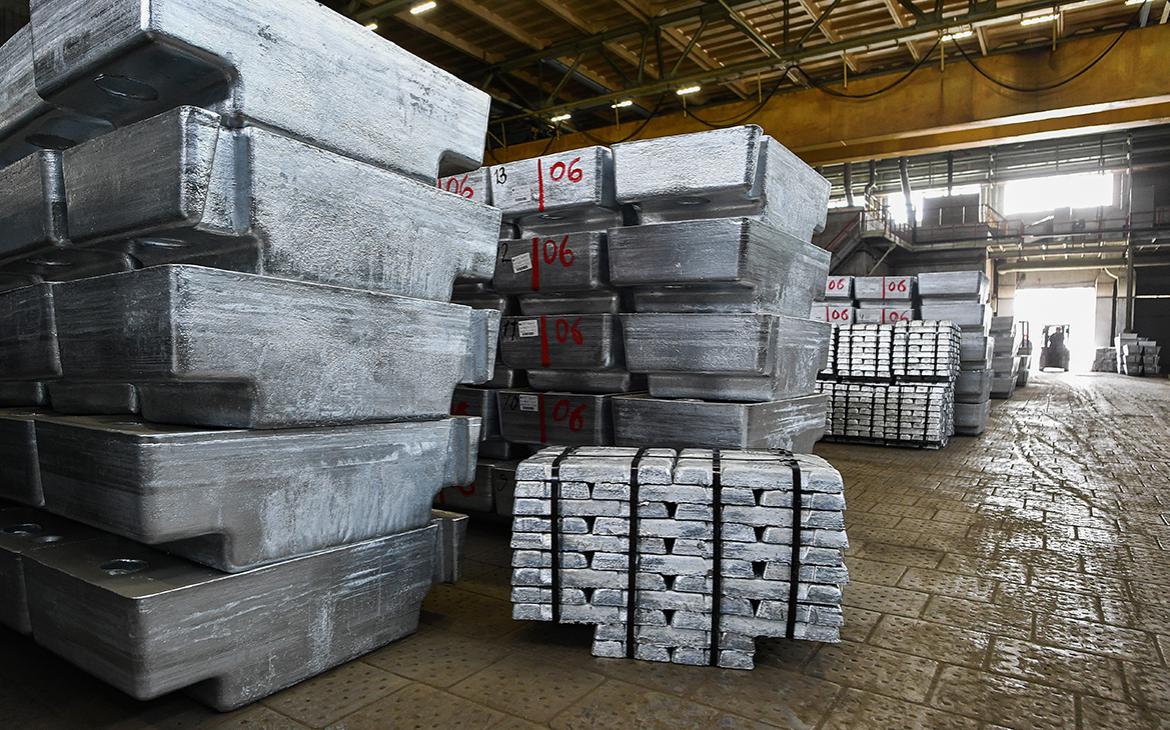 Bloomberg назвал «сейсмическими» возможные санкции против металлургов