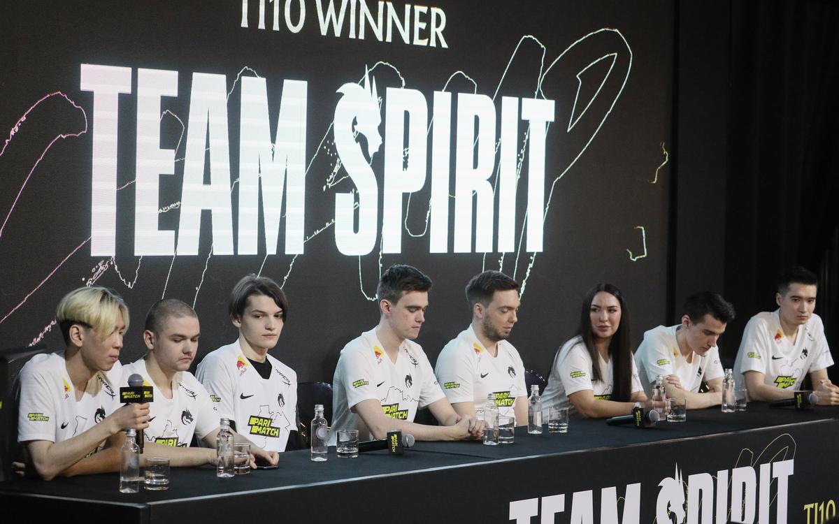 Федерация киберспорта Украины внесла в черный список игроков Team Spirit ::  Другие :: РБК Спорт