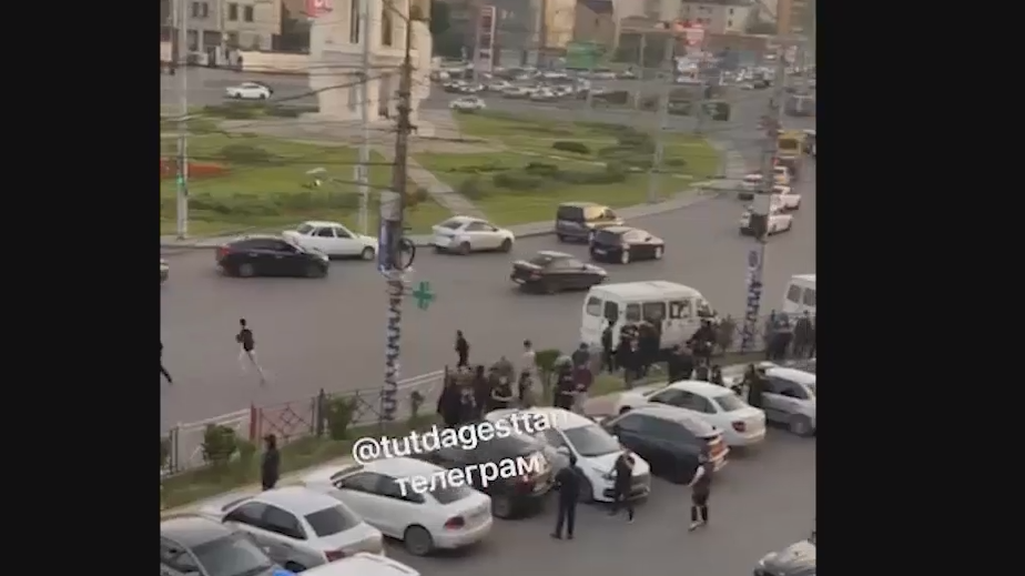 Полицейские задержали подростков — зачинщиков массовых драк в Махачкале