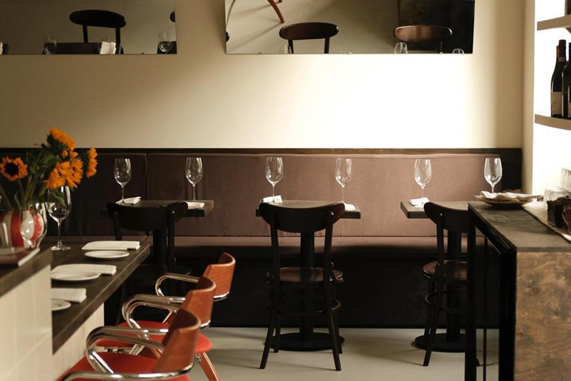 Интерьер ресторана May