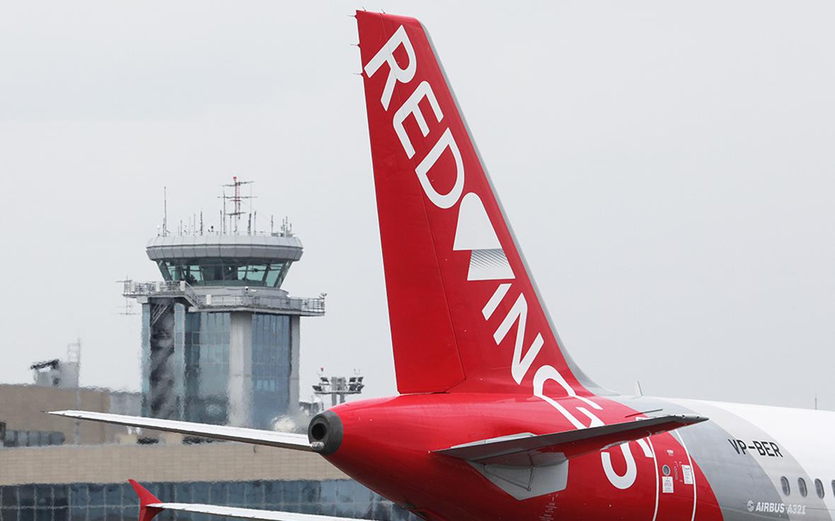 Борт Red Wings приземлился в Москве после пожара в двигателе