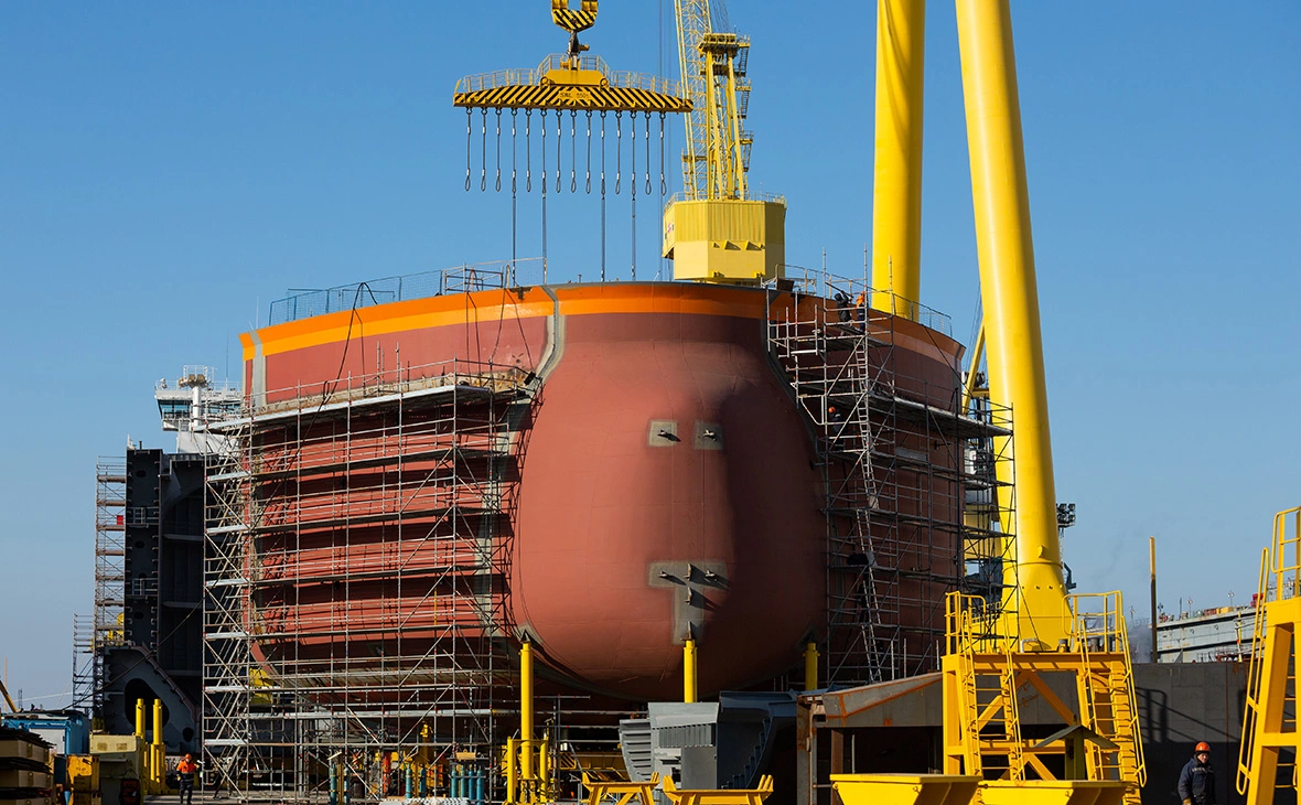 Евгений Разумный / Ведомости / ТАСС