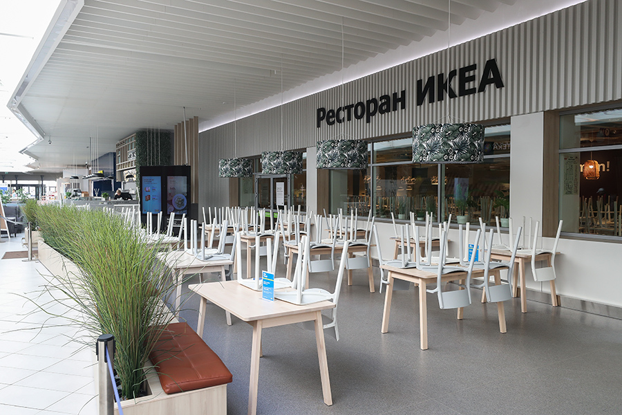 Магазин IKEA в торговом центре &laquo;Мега&raquo;, Казань. Власти Татарстана приняли решение приостановить работу торговых центров, за исключением продуктовых магазинов и аптек, расположенных в них