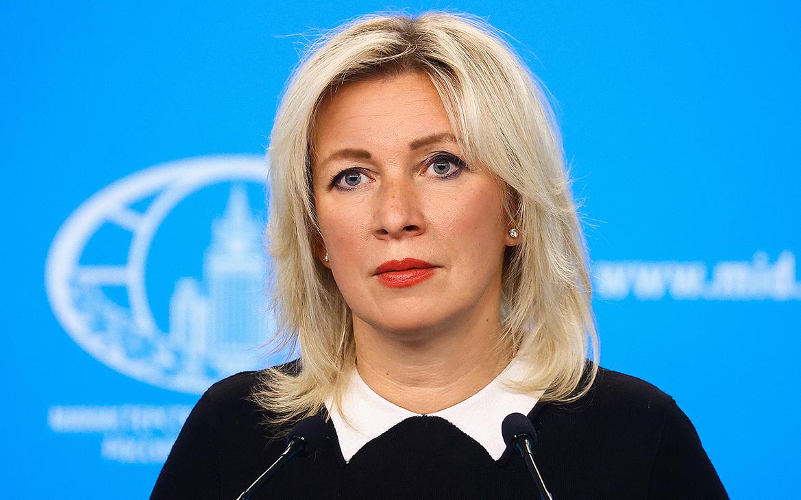 Захарова прокомментировала взрыв машины с Прилепиным