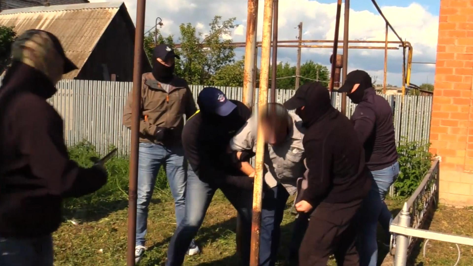 ФСБ показала видео задержания в Самарской области украинского информатора