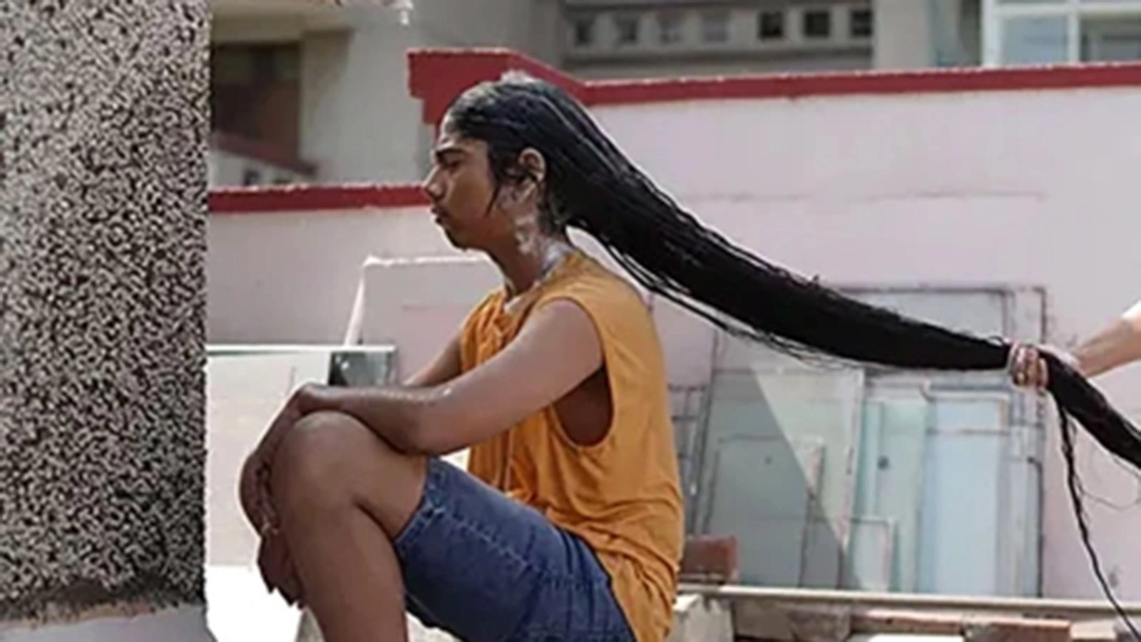 <p>На фото: 15-летний Сидак Сингх Чахал из Индии. Длина волос юноши составляет 146&nbsp;см</p>