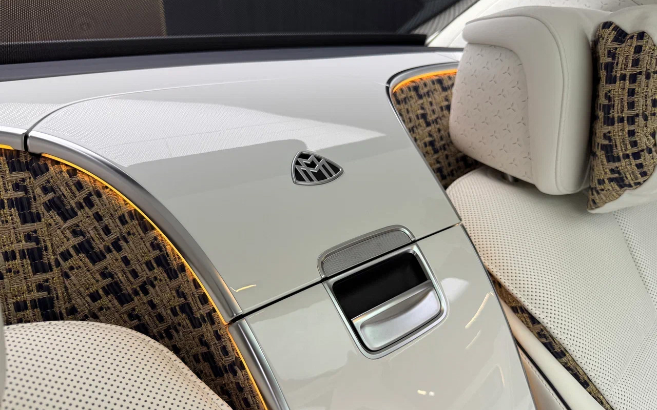 Maybach Haute Voiture
