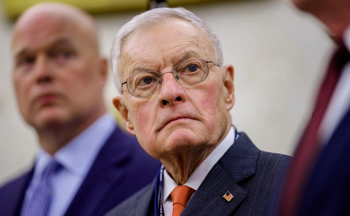 Andrew Harnik / Getty Images