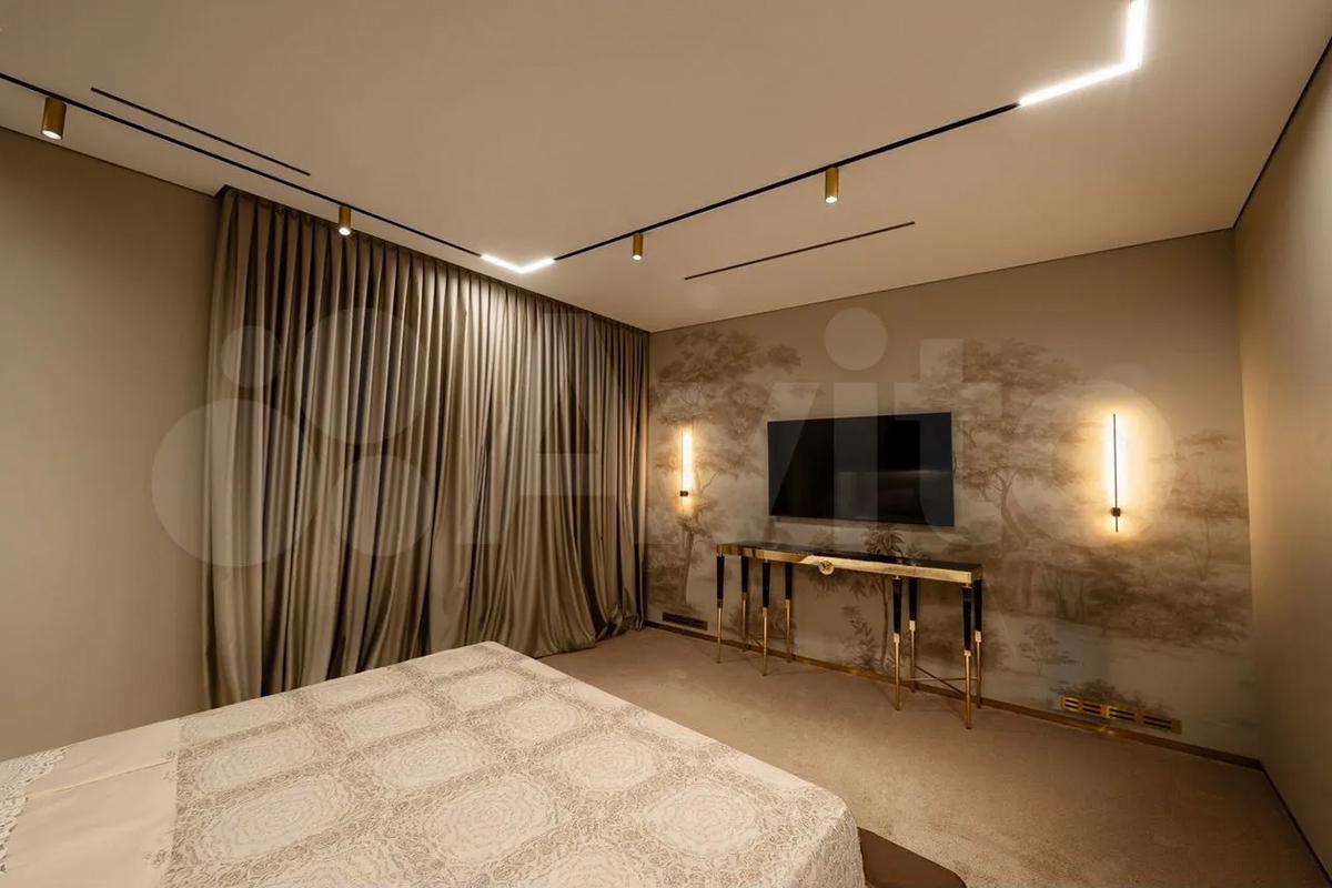 Как выглядят самые дорогие продающиеся в мегаполисах России дома