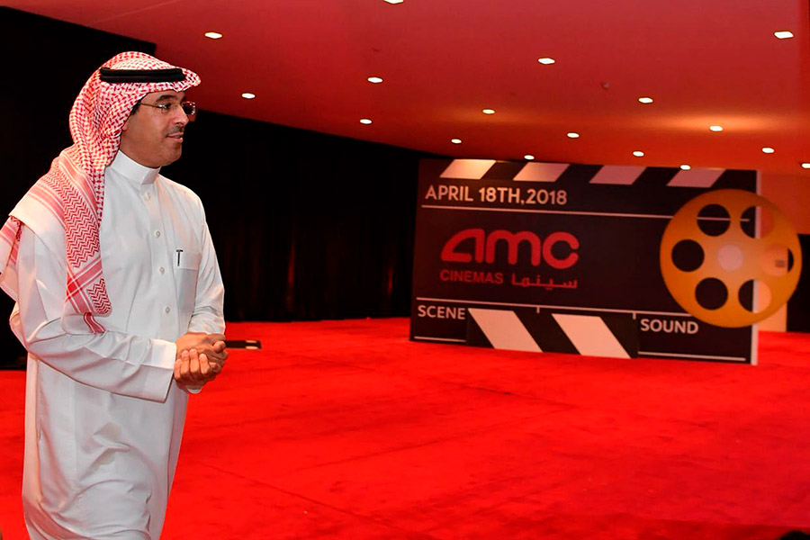 К 2030 году Министерство культуры Саудовской Аравии планирует открыть 350 кинотеатров на 2,5 тыс. залов. По расчетам, экономике страны это должно принести около $24 млрд, а также создать 30 тыс. рабочих мест.
