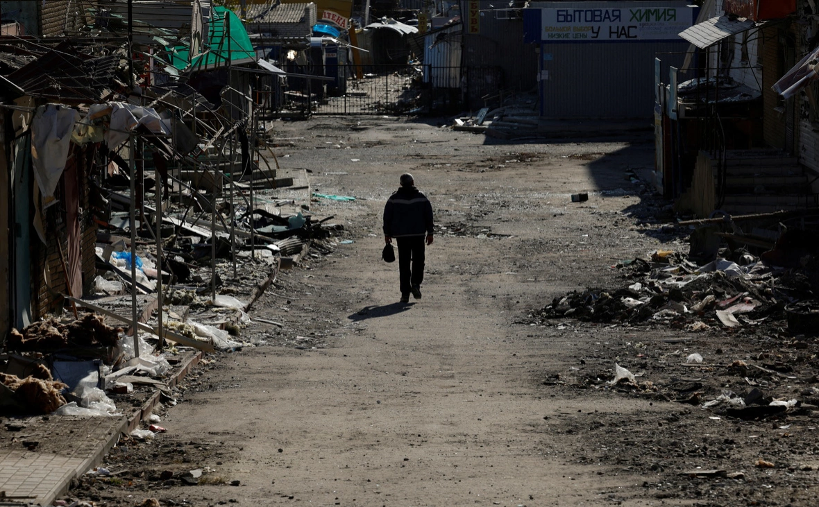 Clodagh Kilcoyne / Reuters