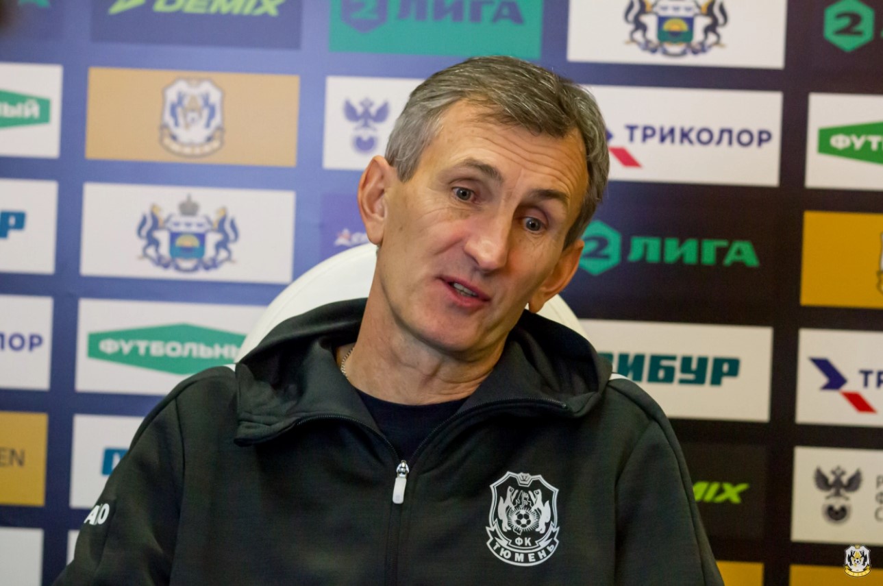 Главный тренер Игорь Меньщиков