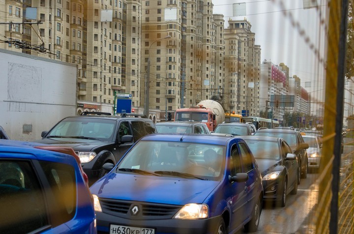 В Москве перекрыли Мичуринский проспект ради нового метро 